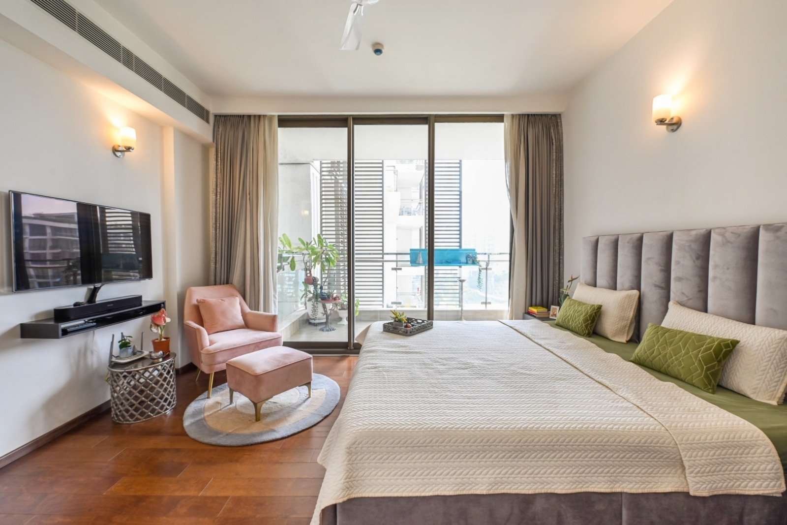 WYTEKYTE by RENUKA (GOLF ESTATES TOWER)