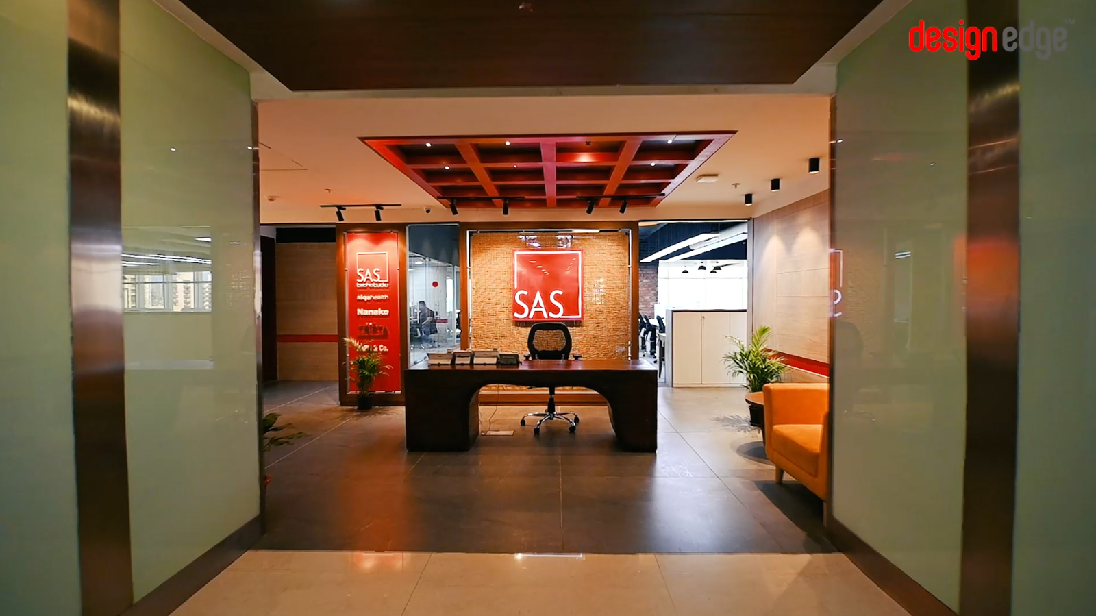 DESIGN EDGE -SAS